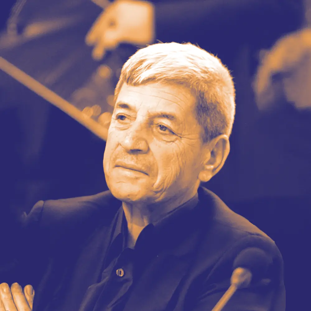 ایوب پایداری - میهن