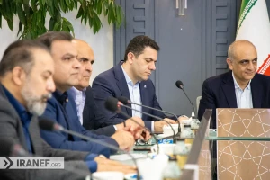 نوری، کارآفرین گروه صنعتی ایاز