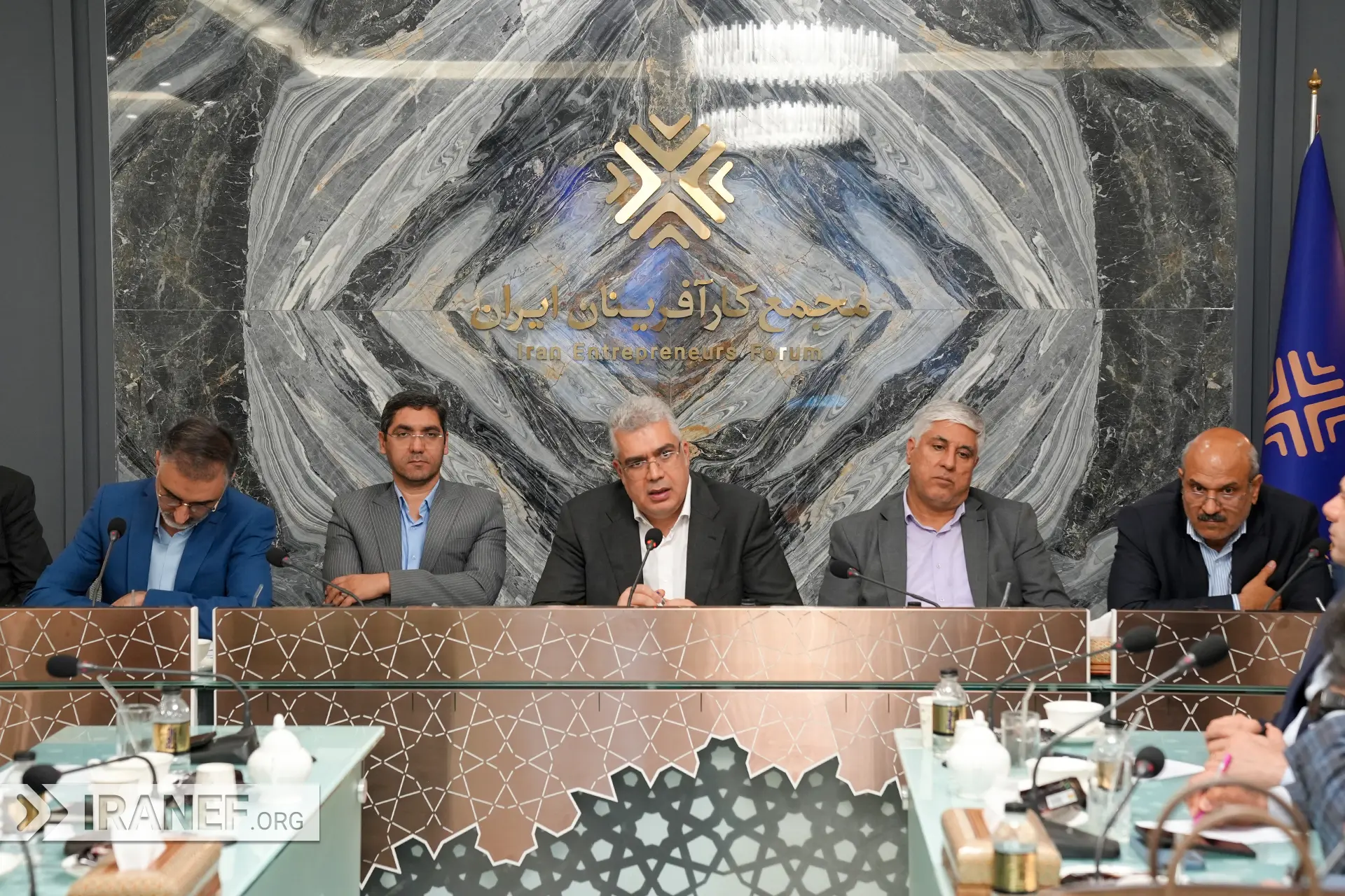 کارگروه گمرک مجمع کارآفرینان با حضور نمایندگان سارمان گمرک و توسعه تجارت