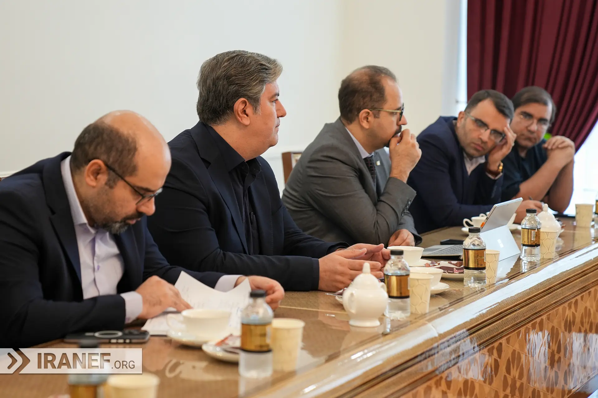 کارگروه پولی بانکی و دانش‌بنیان برای تامین مالی