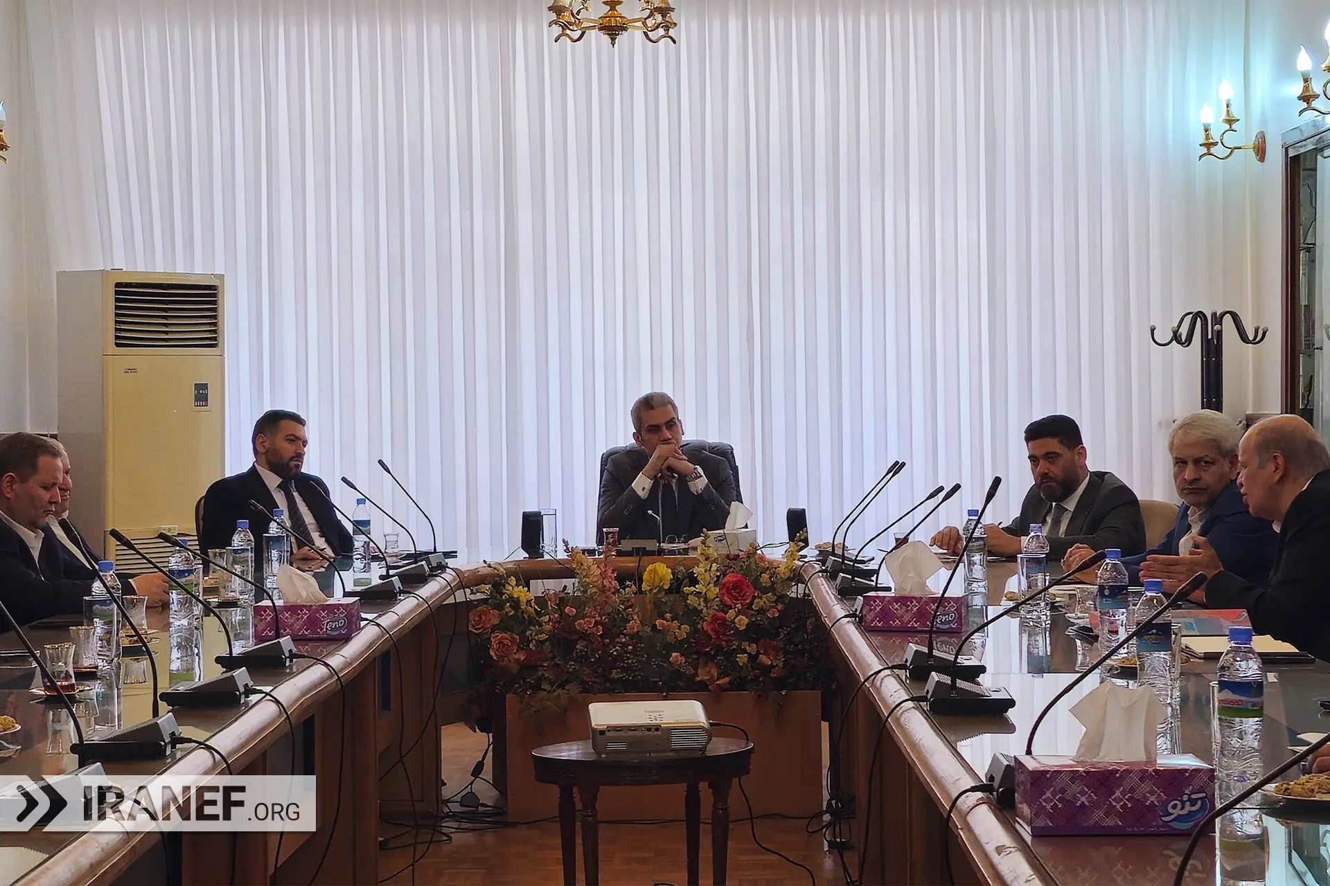 سفیر عراق و کارآفرینان ایران دور میز